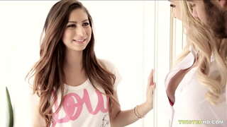 Невинна няня прийшла на трійку