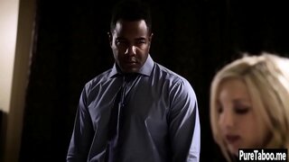 Sexy chica chupa grande negro polla dura